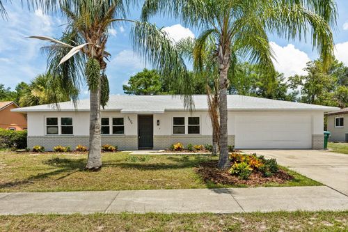 3024 India Blvd, DELTONA, FL, 32738-6785 | Card Image