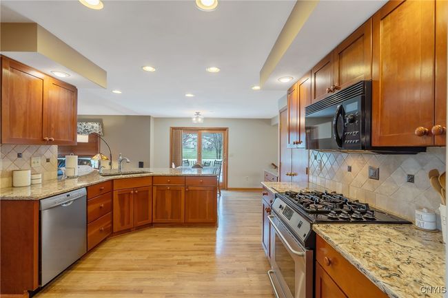 6339 Pottery Rd, House other with 3 bedrooms, 3 bathrooms and null parking in Warners NY | Image 14