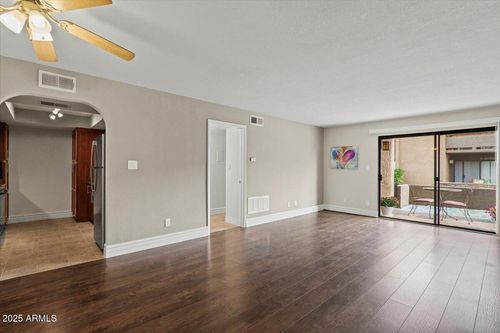 117-3825 E Camelback Rd, Phoenix, AZ, 85018-2643 | Card Image