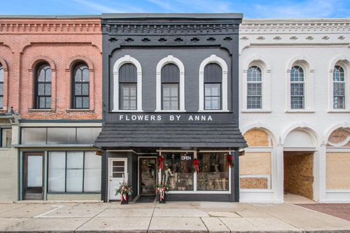 111 Commercial St, Dowagiac, MI, 49047-1726 | Card Image