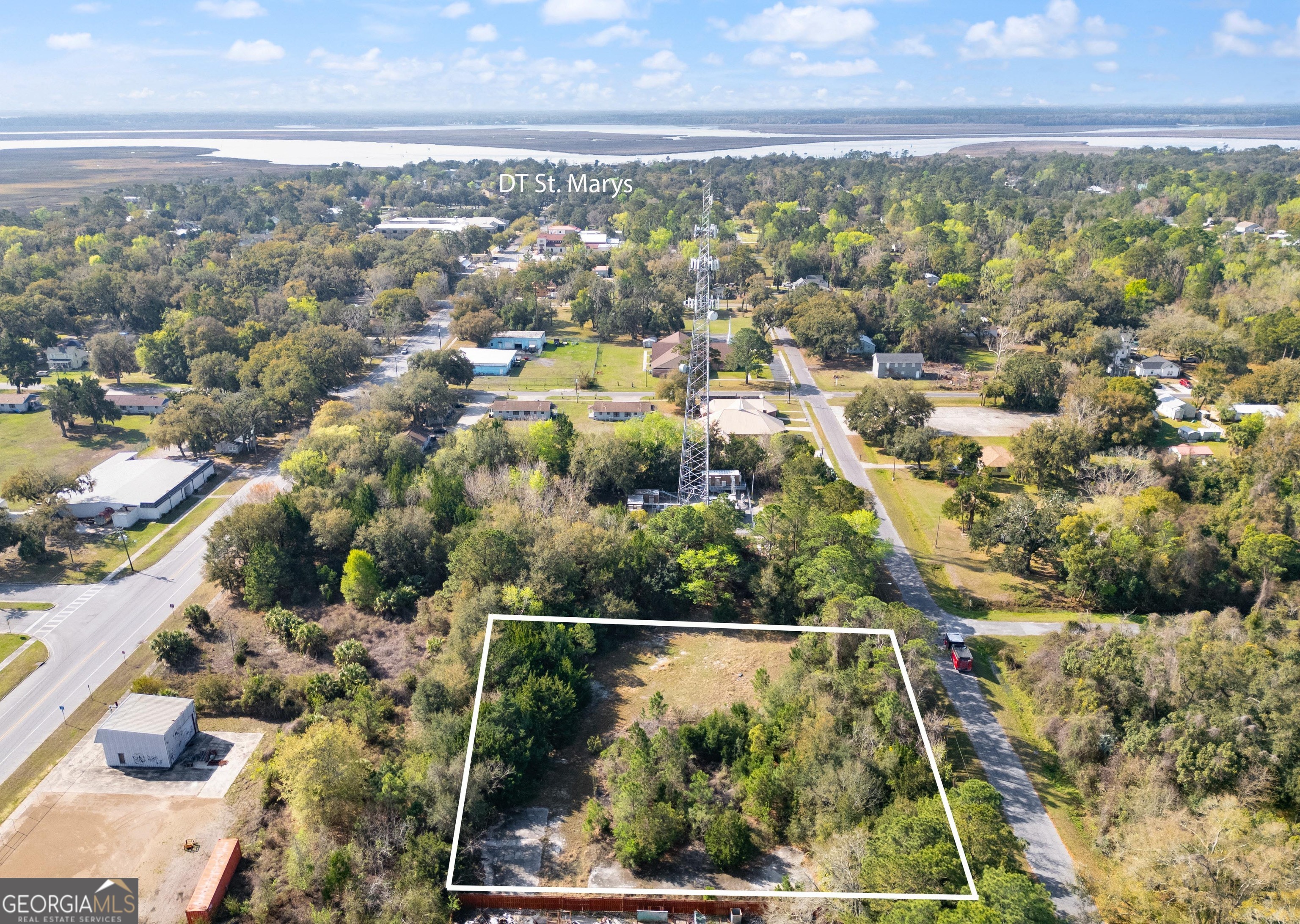 Land in St. Marys
