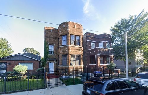 2821 E 77th Pl, Chicago, IL, 60649-4825 | Card Image