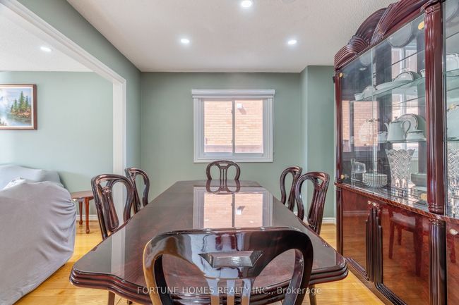 32 Randall Ave, House other with 4 bedrooms, 3 bathrooms and 5 parking in Markham ON | Image 6