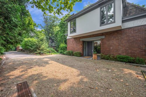 1 Parkton Pl, Pittsburgh, PA, 15232-2908 | Card Image