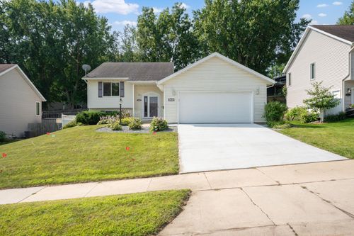 2620 59th St Nw, Rochester, MN, 55901-8776 | Card Image