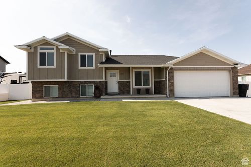 1285 W 1100 N, Farr West, UT, 84404-3673 | Card Image