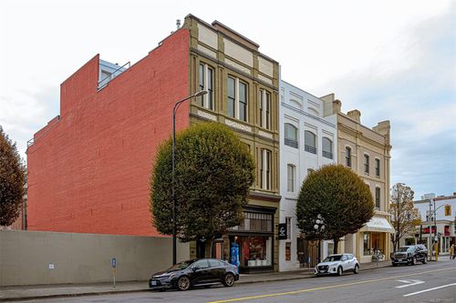 302-1407 Government St, Victoria, BC, V8W1Z1 | Card Image