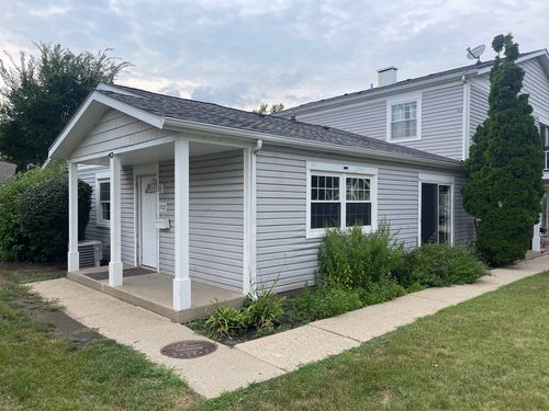 1317 Wye Ct, Wheeling, IL, 60090-2240 | Card Image