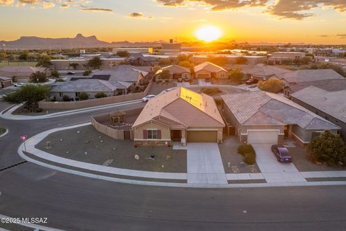 3772 W Desert Totem Lane, Tucson, AZ, 85742 | Card Image