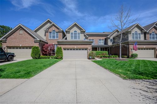 109-44896 Broadmoor Cir S, Northville, MI, 48168-8642 | Card Image