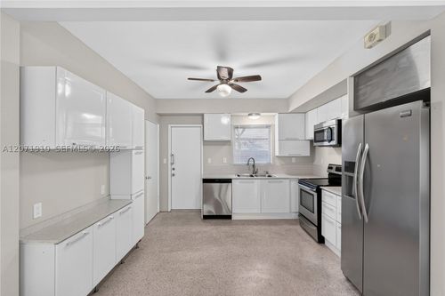 260-260 Sw 31st Ct, Miami, FL, 33135-2728 | Card Image
