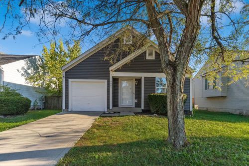 6885 Brockland Dr, Reynoldsburg, OH, 43068-7040 | Card Image