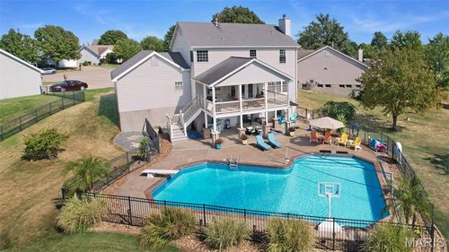 1347 Presidents Landing Dr, O Fallon, MO, 63366-8484 | Card Image