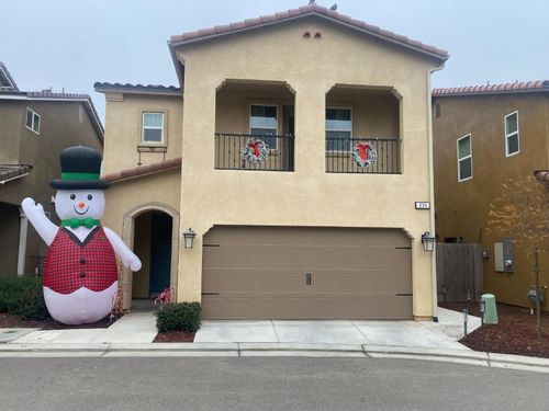 836 Winchell Way W, Madera, CA, 93636-8093 | Card Image