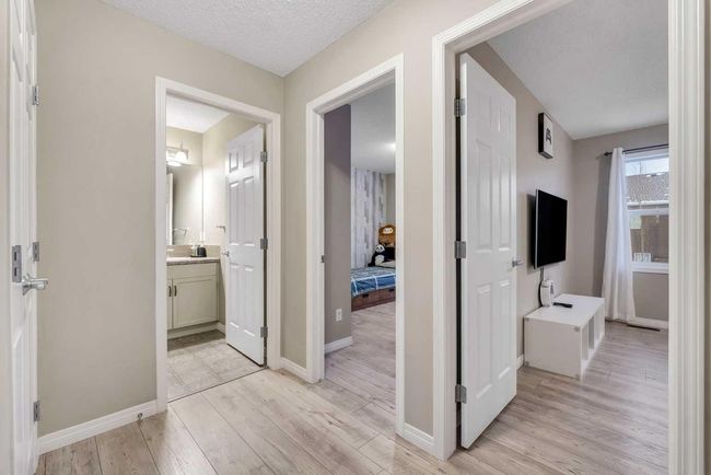 131 Windford Rise Sw, Home with 3 bedrooms, 2 bathrooms and 2 parking in Airdrie AB | Image 16