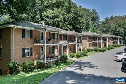 apt-5-1227 Park St, Charlottesville, VA, 22901-3937 | Card Image