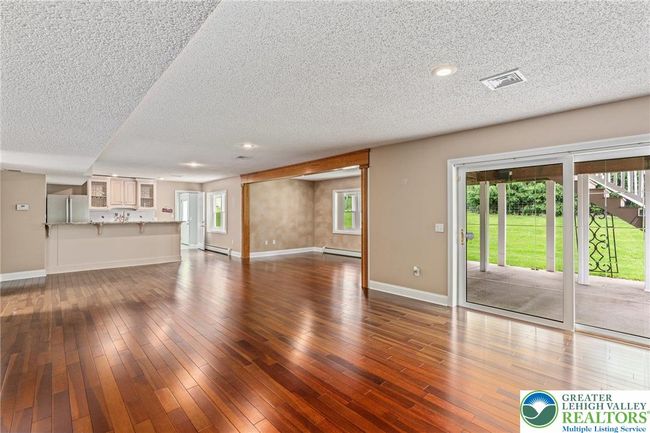 230 W Moorestown Rd, House other with 4 bedrooms, 4 bathrooms and null parking in WIND GAP PA | Image 53