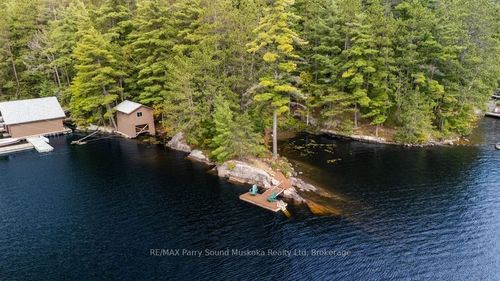 574B Laing Road, Parry Sound Remote Area, ON, P0H1Y0 | Card Image