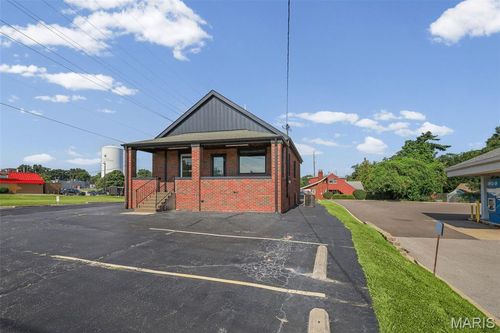 2806 Godfrey Rd, Godfrey, IL, 62035-1813 | Card Image