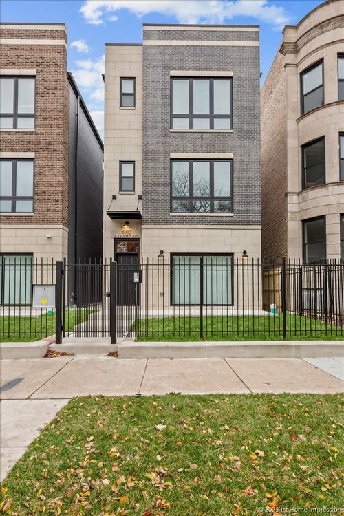 4932 S Champlain Ave, Chicago, IL, 60615-2509 | Card Image