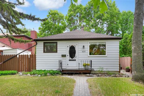409 Holland Ave, Regina, SK, S4N1G4 | Card Image