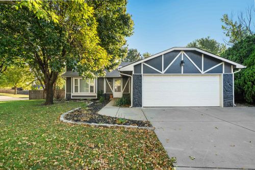 2020 N Burning Tree Rd, Derby, KS, 67037-3137 | Card Image