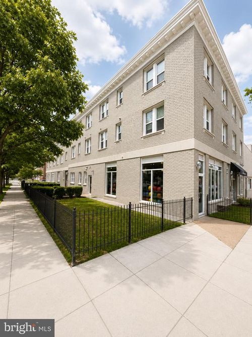 206-1352 Longfellow St Nw, WASHINGTON, DC, 20011-7843 | Card Image