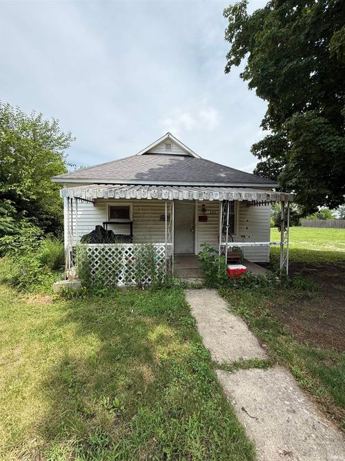 503 E Main St, Van Buren, IN, 46991-9785 | Card Image