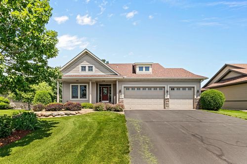 1607 140th Ave Ne, Ham Lake, MN, 55304-7253 | Card Image