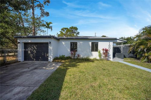 1801 Ne 175th St, North Miami Beach, FL, 33162-1547 | Card Image