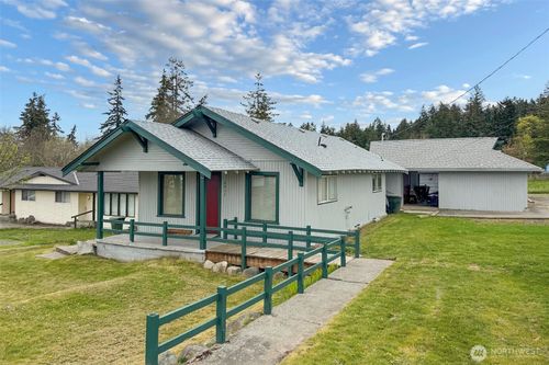 2917 S Peabody St, Port Angeles, WA, 98362-6944 | Card Image