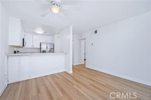 131-1140 E Ocean Blvd, Long Beach, CA, 90802-6524 | Card Image