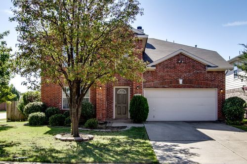 9301 Bedford Ln, Mckinney, TX, 75071-6018 | Card Image