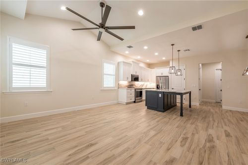 6988 Saona Ct, NAPLES, FL, 34113-9081 | Card Image