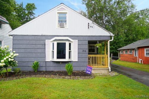 316 North Ave, North Tonawanda, NY, 14120-1722 | Card Image