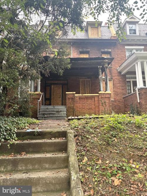307 E University Pkwy, BALTIMORE, MD, 21218-2844 | Card Image