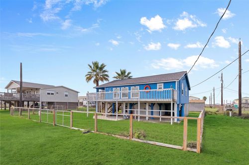 416 Seabean St, Surfside Beach, TX, 77541-9351 | Card Image