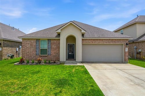 303 Oak Hampton Dr, Sulphur, LA, 70665-8811 | Card Image