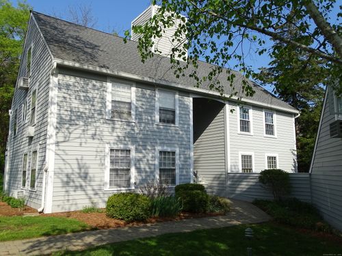 41-41 River Colony, Guilford, CT, 06437-2551 | Card Image