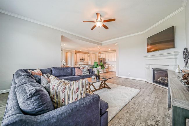 9507 Carson Ln, House other with 5 bedrooms, 3 bathrooms and 2 parking in Iowa Colony TX | Image 20