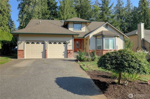 18329 Cedarbough Loop, Arlington, WA, 98223-7449 | Card Image