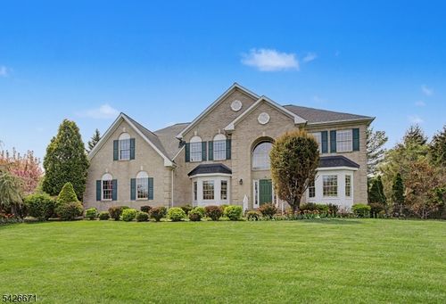 39 Briarwood Dr E, Warren, NJ, 07059-6780 | Card Image