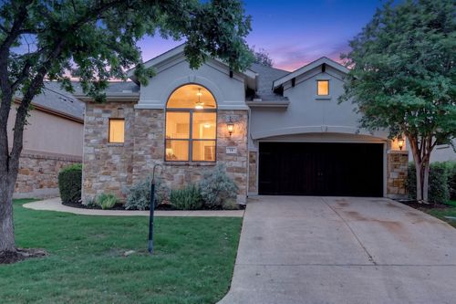 14 Prestonwood Cir, Lakeway, TX, 78734-5112 | Card Image