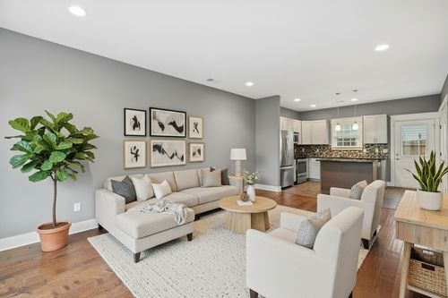 103 Porter Ter, Nashville, TN, 37206-1475 | Card Image
