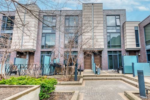 21-19 Valhalla Inn Rd, Toronto, ON, M9B0B3 | Card Image