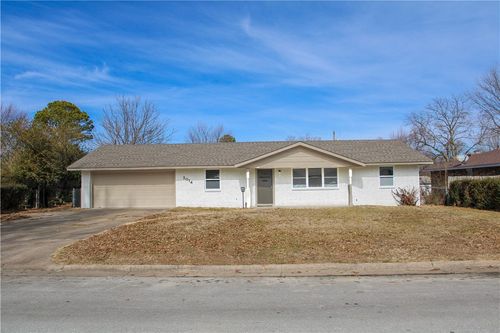 2014 Dee Ave, Springdale, AR, 72762-4037 | Card Image