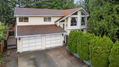 8013 Dunsmuir St, House other with 4 bedrooms, 2 bathrooms and 6 parking in Mission BC | Image 1