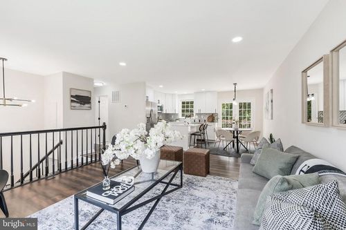 11913 Hunting Ridge Dr, FREDERICKSBURG, VA, 22407-7364 | Card Image