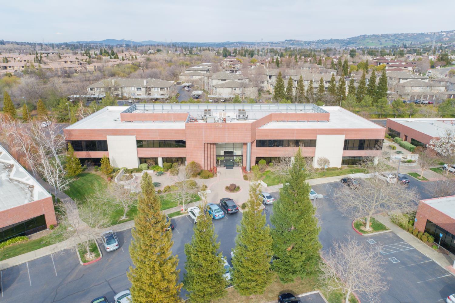 2330 E Bidwell St, Folsom, CA 95630