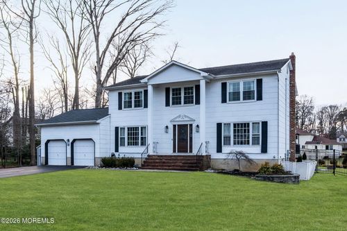 7 Richard Ct, Manalapan, NJ, 07726-3666 | Card Image